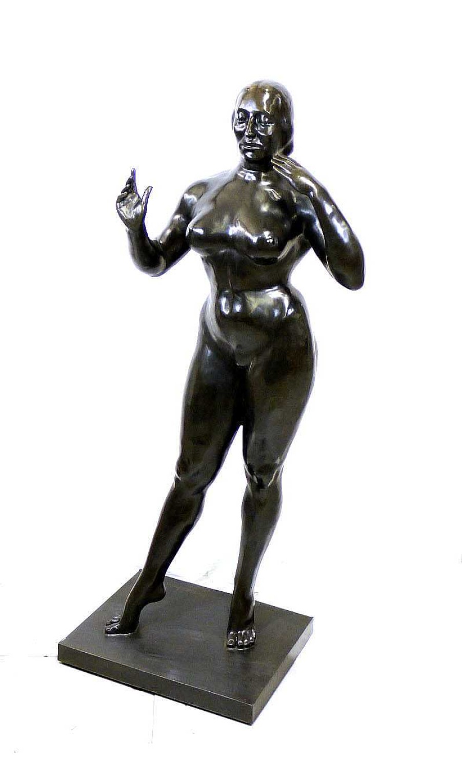 Gaston Lachaise Moderne Aktskulptur - Stehende Frau - Signiert Gaston Lachaise Clearance